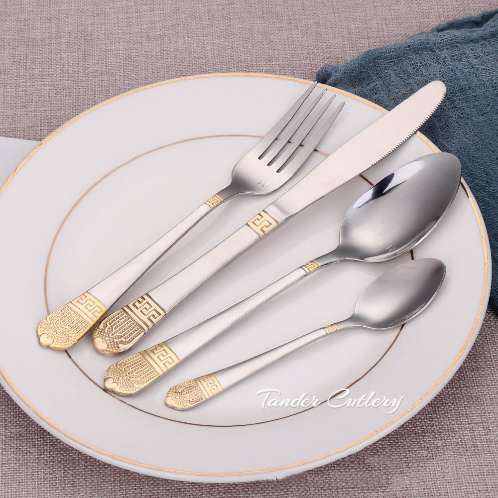 24-piece gold stainless steel cutlery set with gift box for parties and formal dining

