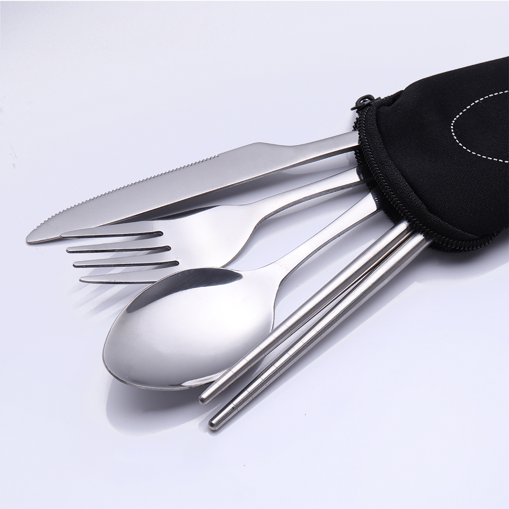 Gold stainless steel spoon and fork cutlery set for luxury restaurant table settings

