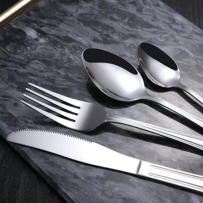 Custom bulk luxury wedding cutlery set with elegant finish for banquet and catering use

