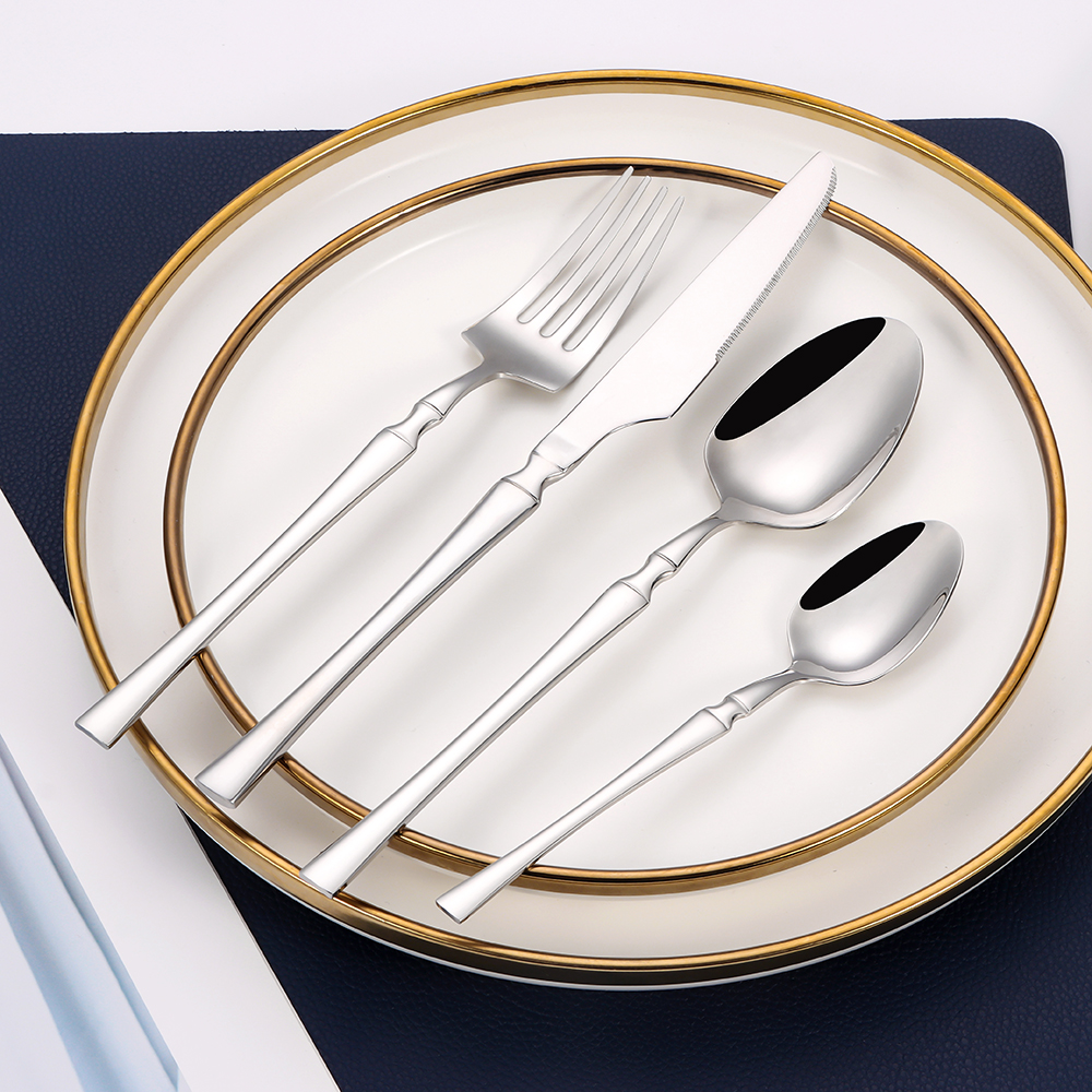 Luxury silverware gift set for wedding or anniversary, including cutlery in gift box

