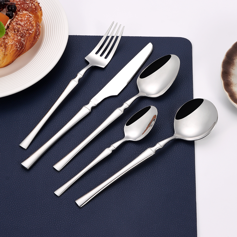 Luxury silverware gift set for wedding or anniversary, including cutlery in gift box

