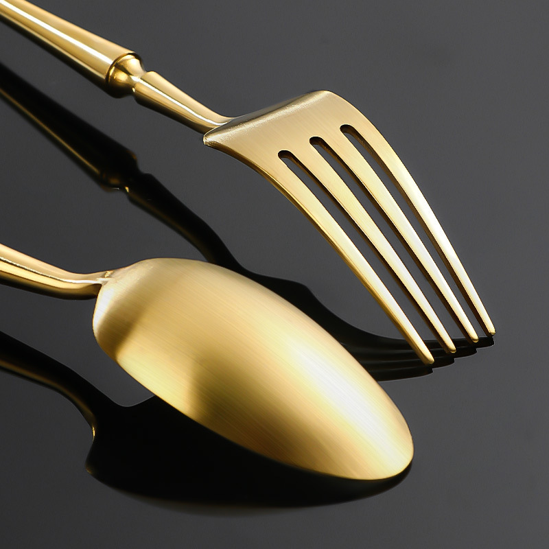 Reusable gold stainless steel cutlery set with elegant modern design

