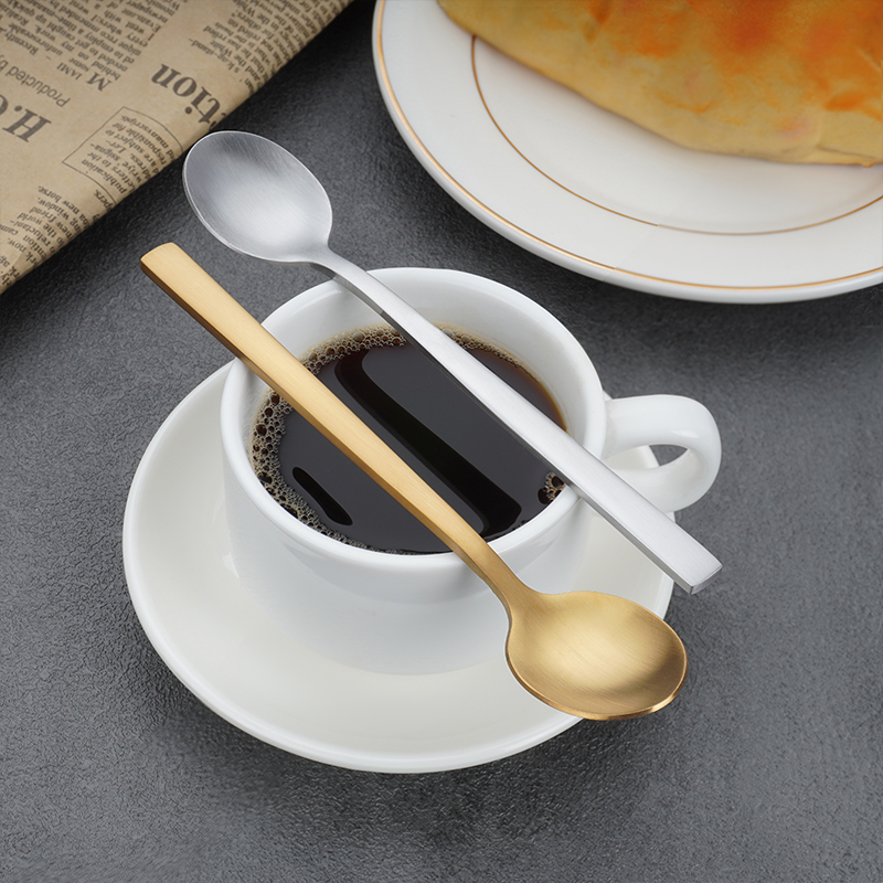 Bulk luxury gold and silver stainless steel cutlery set for hospitality use