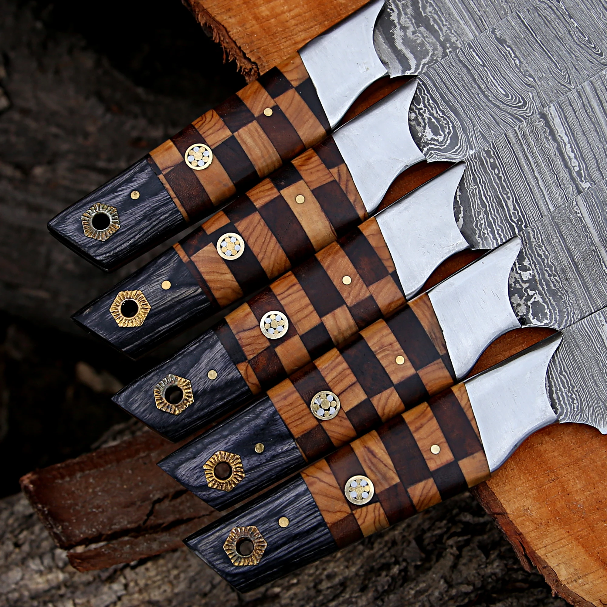 Fixed Blade Damascus Steel Knife with Wooden Handle
