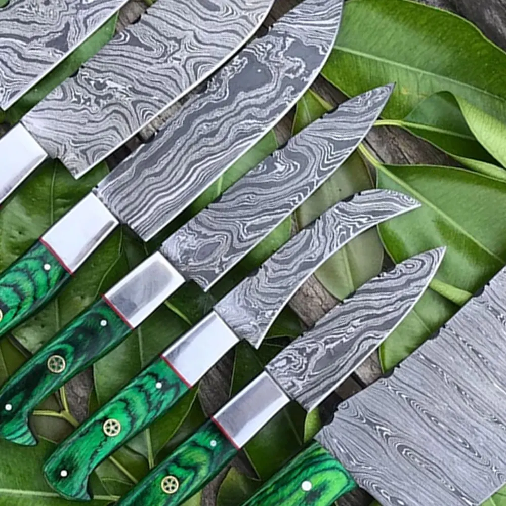 Fixed Blade Damascus Steel Knife with Wooden Handle