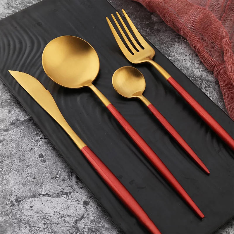 Capitol building-inspired gold plated stainless steel cutlery set