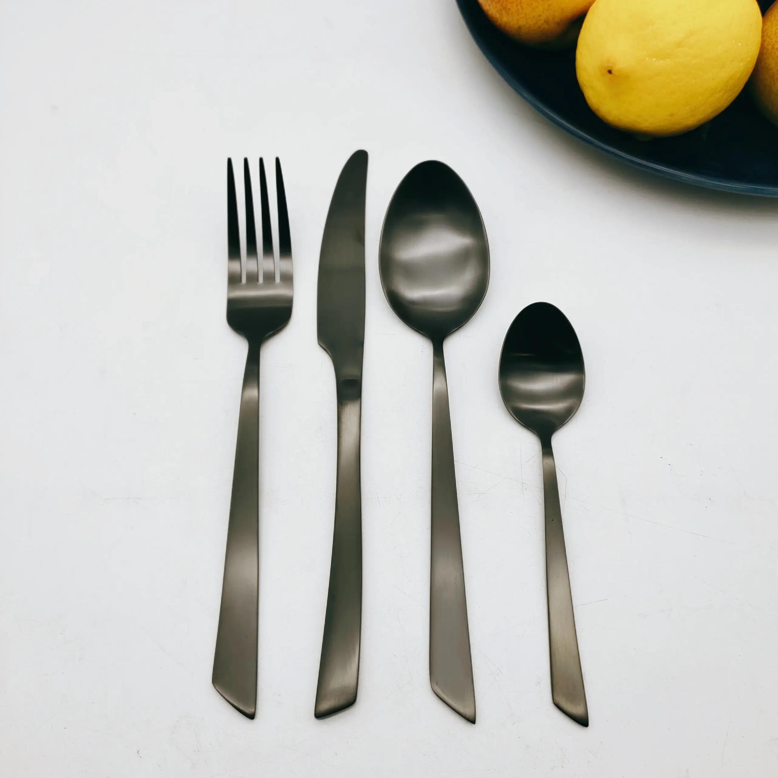5pcs Black Stainless Steel Flatware Set Knife Fork Spoon