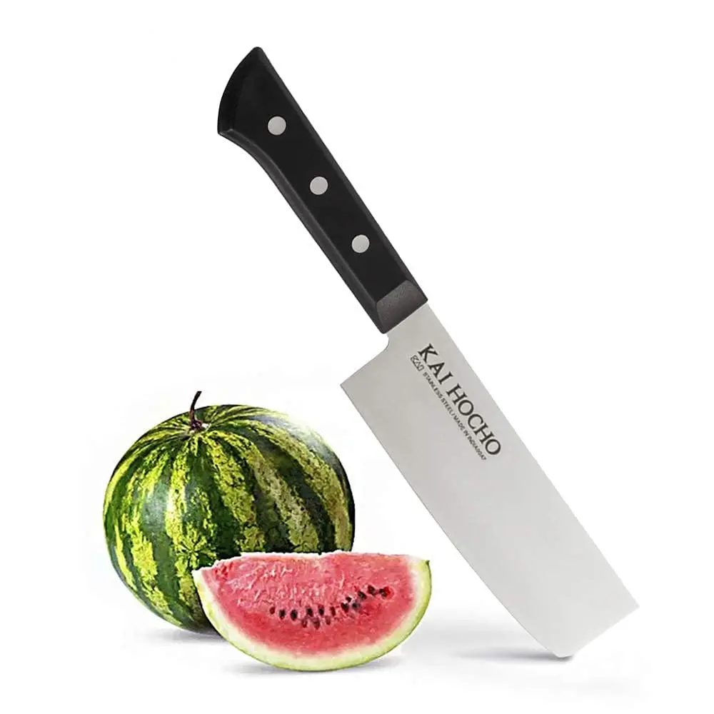 Hand-Forged Damascus Steel Kitchen Knife with Patterned Blade