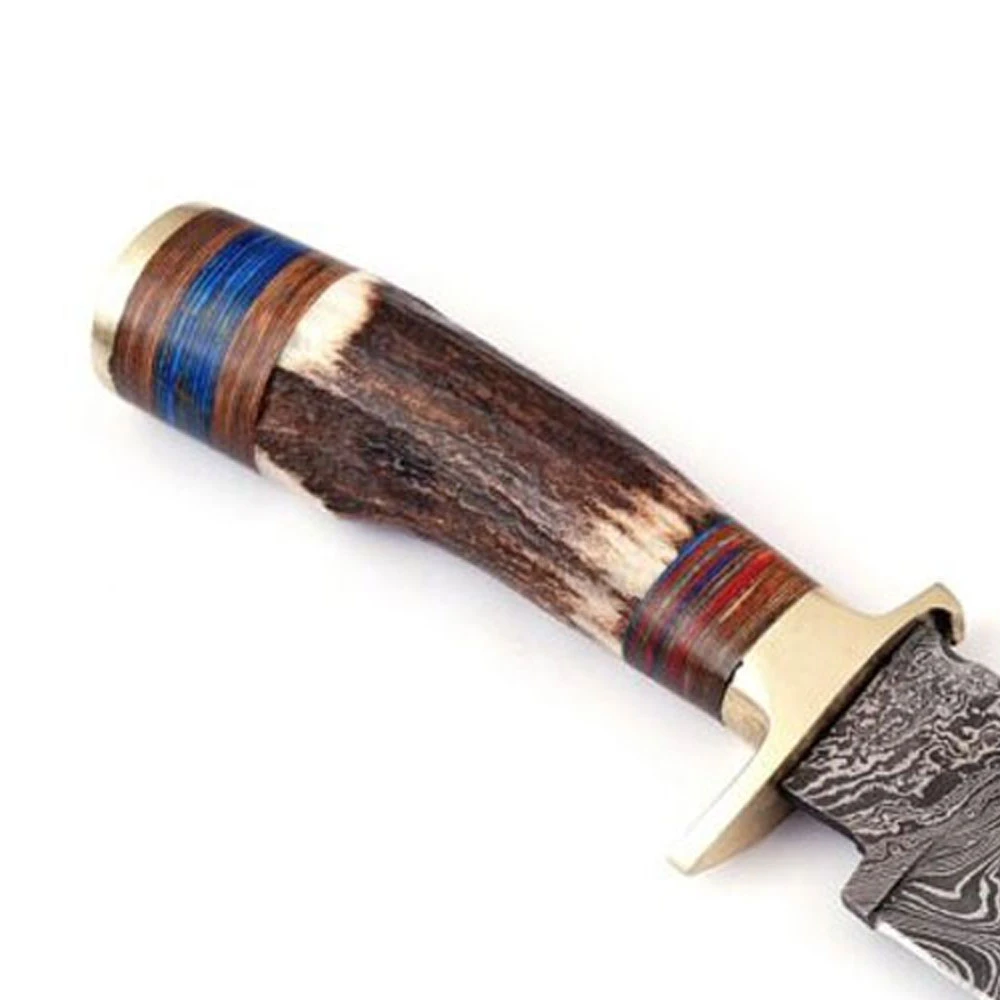 Hand-Forged Damascus Steel Kitchen Knife with Patterned Blade