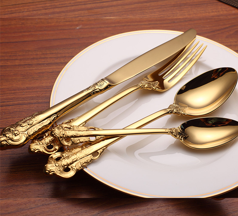  Vintage-style gold stainless steel cutlery set with classic design