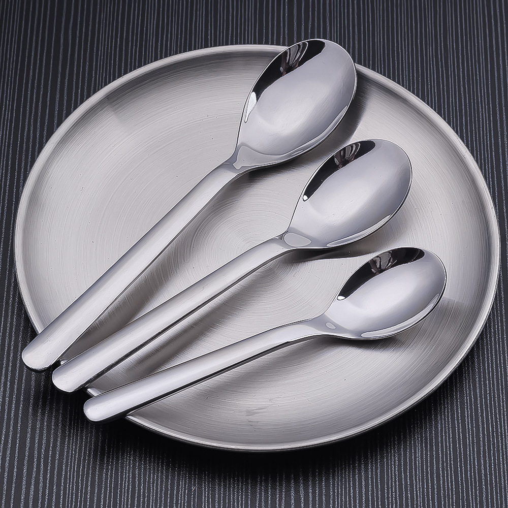 Reusable cutlery set with fork, knife, spoon and travel case for eco-conscious dining

